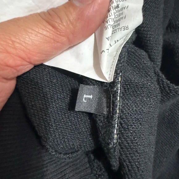 Versace Black and White Geometric Men's Sweater - Picture 9 of 9